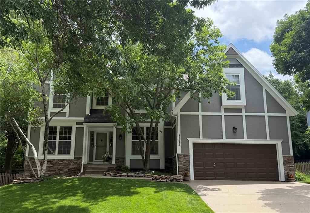 Listing Photo MLS #HMS2625416