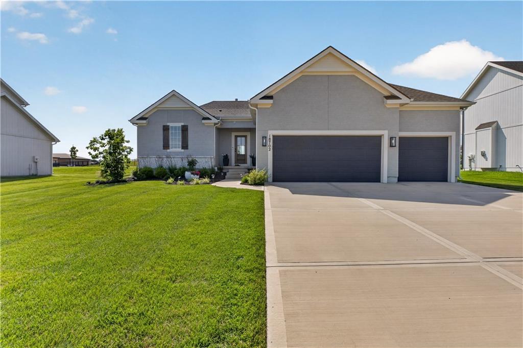 Listing Photo MLS #HMS2625439