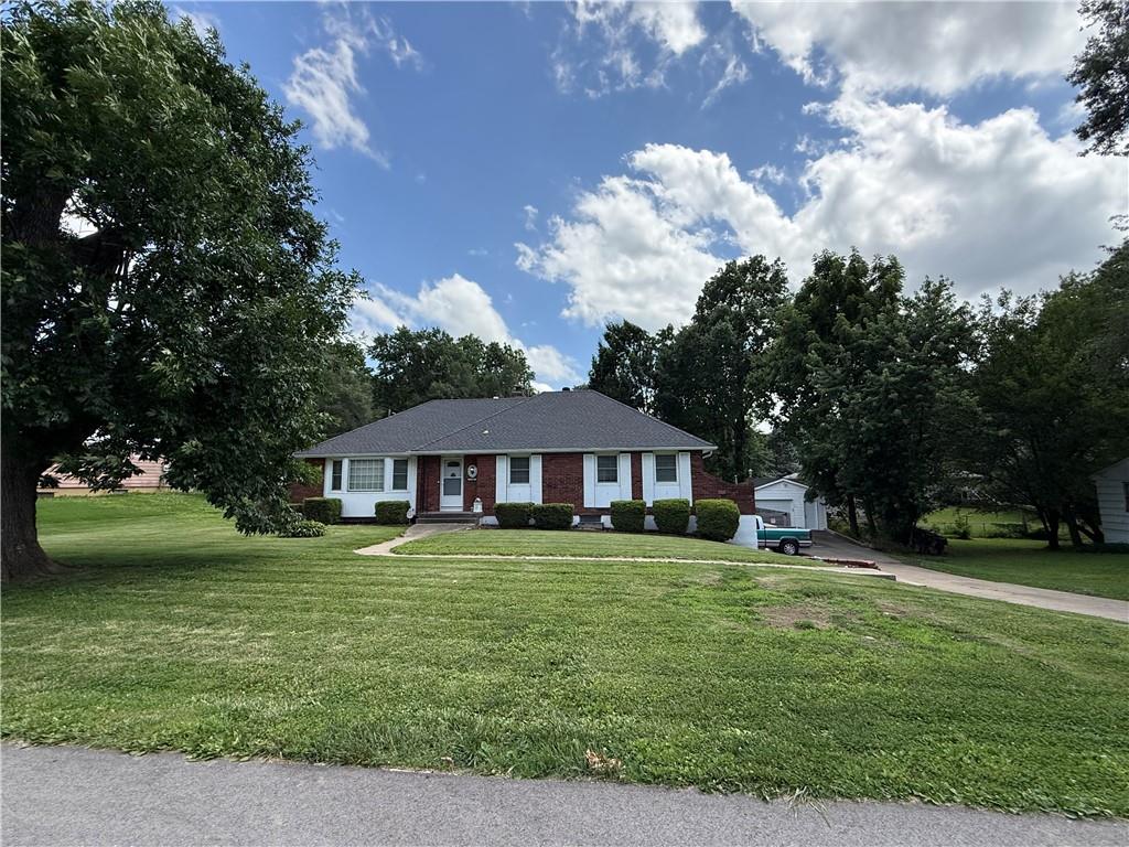 Listing Photo MLS #HMS2625471