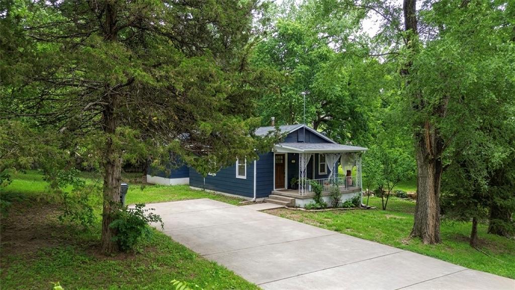 Listing Photo MLS #HMS2625496