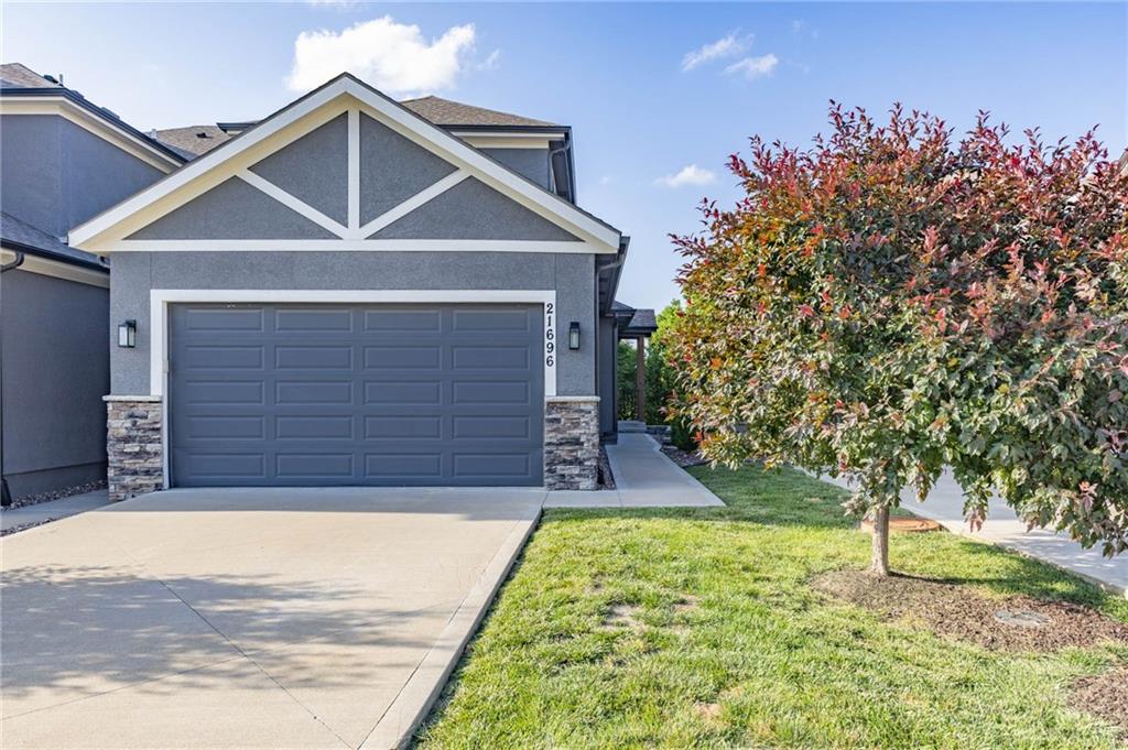 Listing Photo MLS #HMS2625537