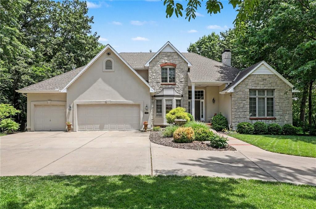 Listing Photo MLS #HMS2625729
