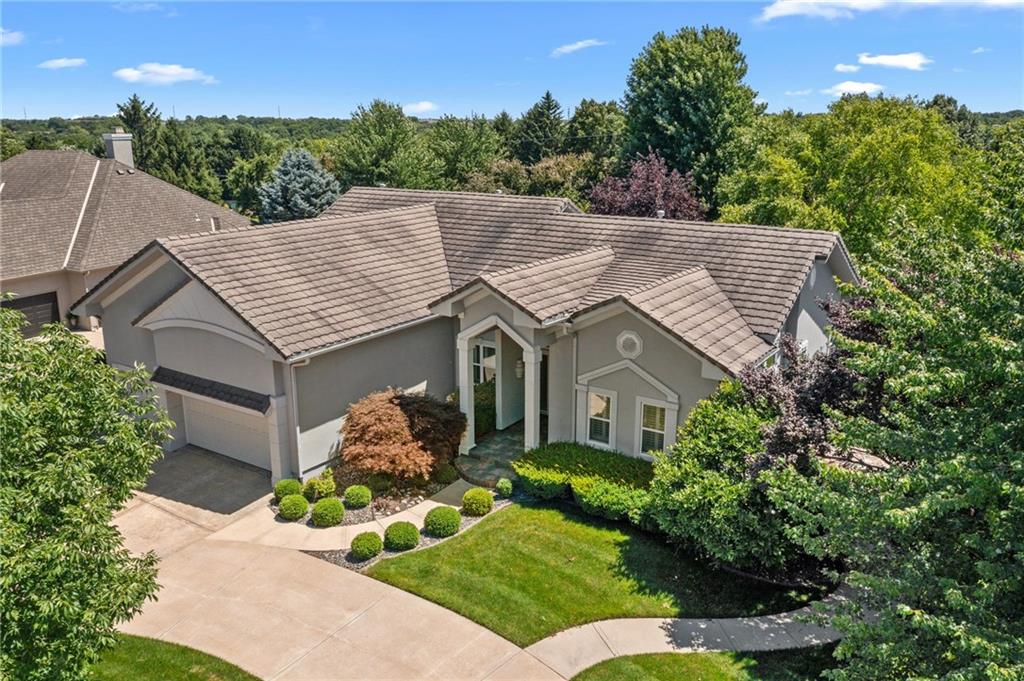 Listing Photo MLS #HMS2625766
