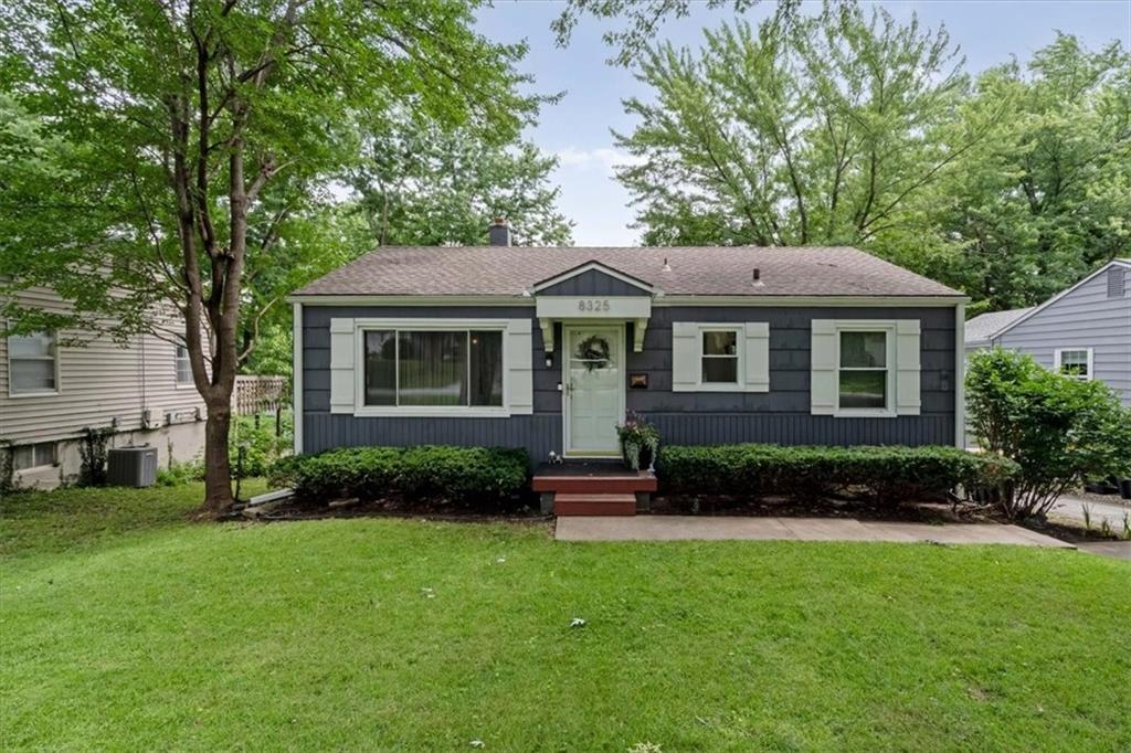 Listing Photo MLS #HMS2625810