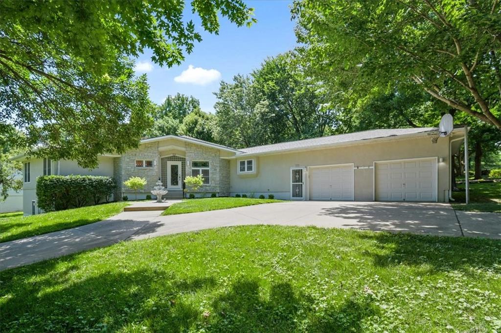 Listing Photo MLS #HMS2625850