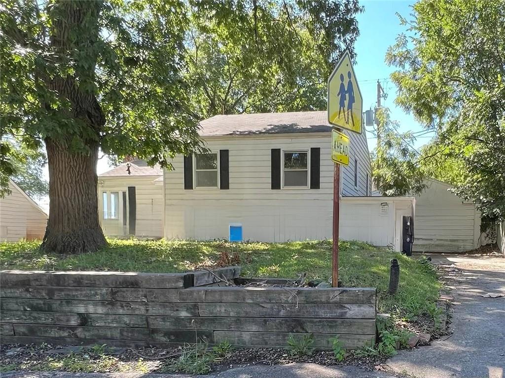 Listing Photo MLS #HMS2625874
