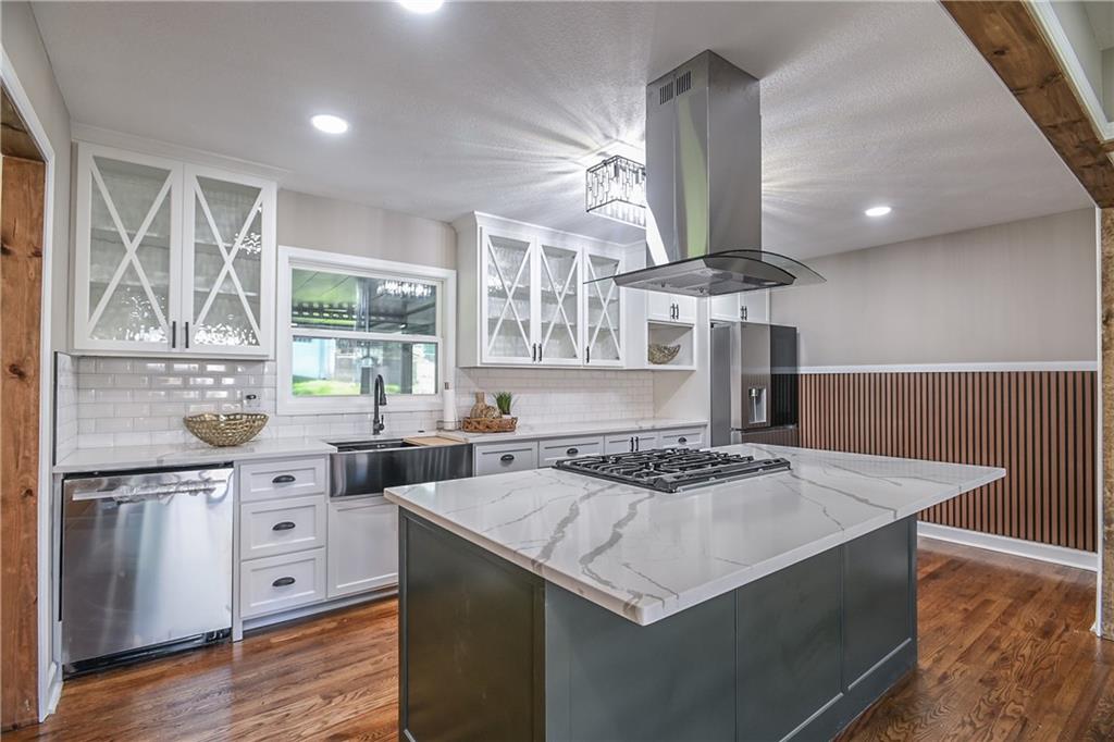 Listing Photo MLS #HMS2625885