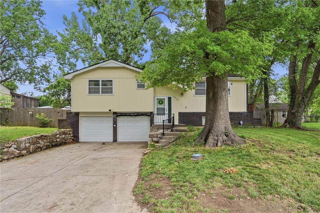 Listing Photo MLS #HMS2625929