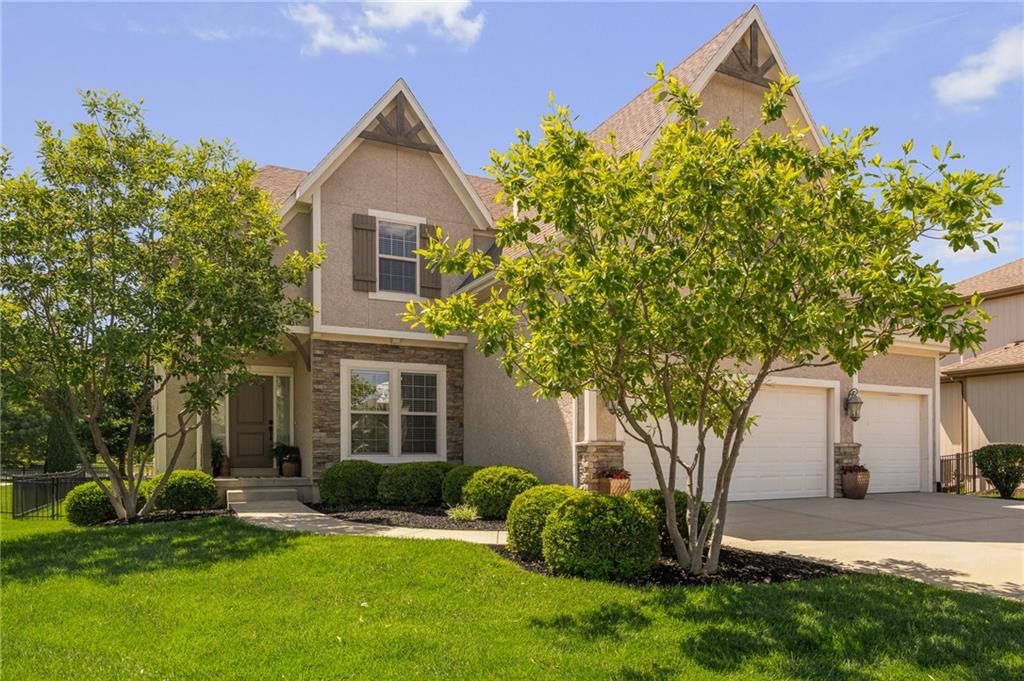 Listing Photo MLS #HMS2625975