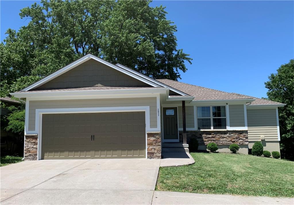 Listing Photo MLS #HMS2625988