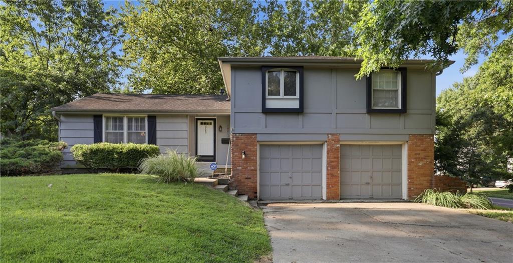 Listing Photo MLS #HMS2626008