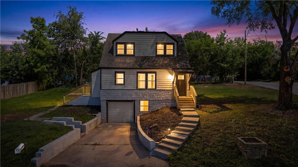 Listing Photo MLS #HMS2626018
