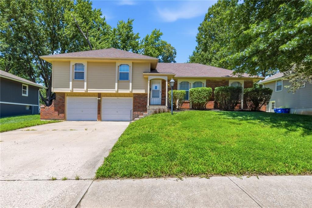 Listing Photo MLS #HMS2626035