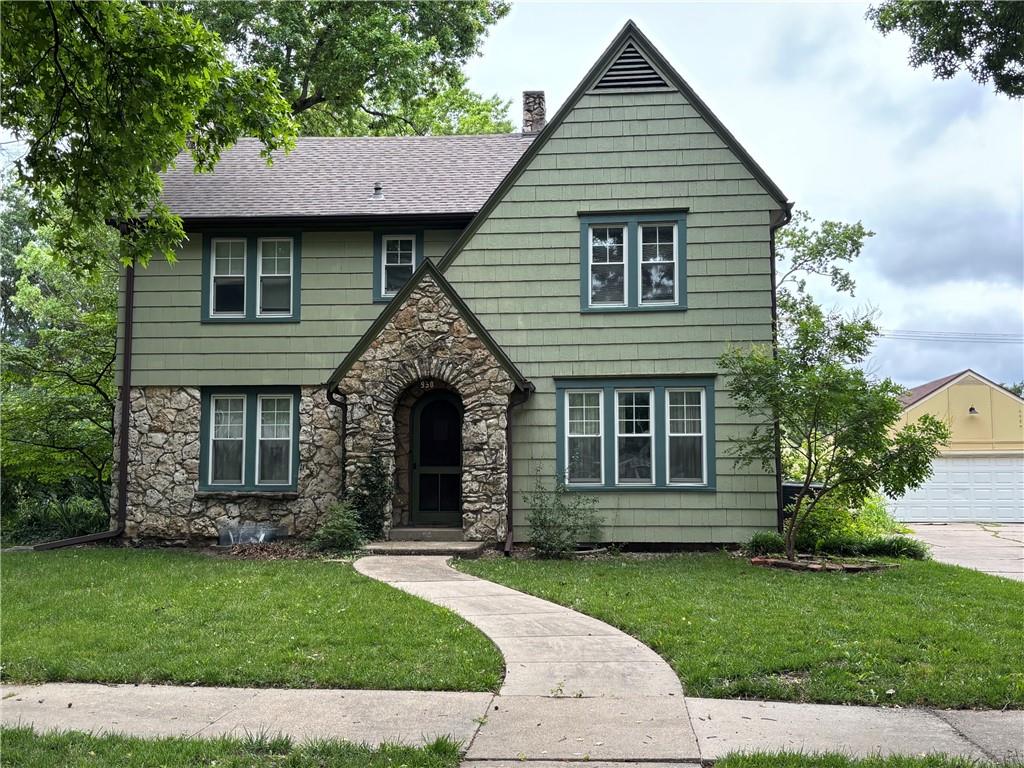 Listing Photo MLS #HMS2626104