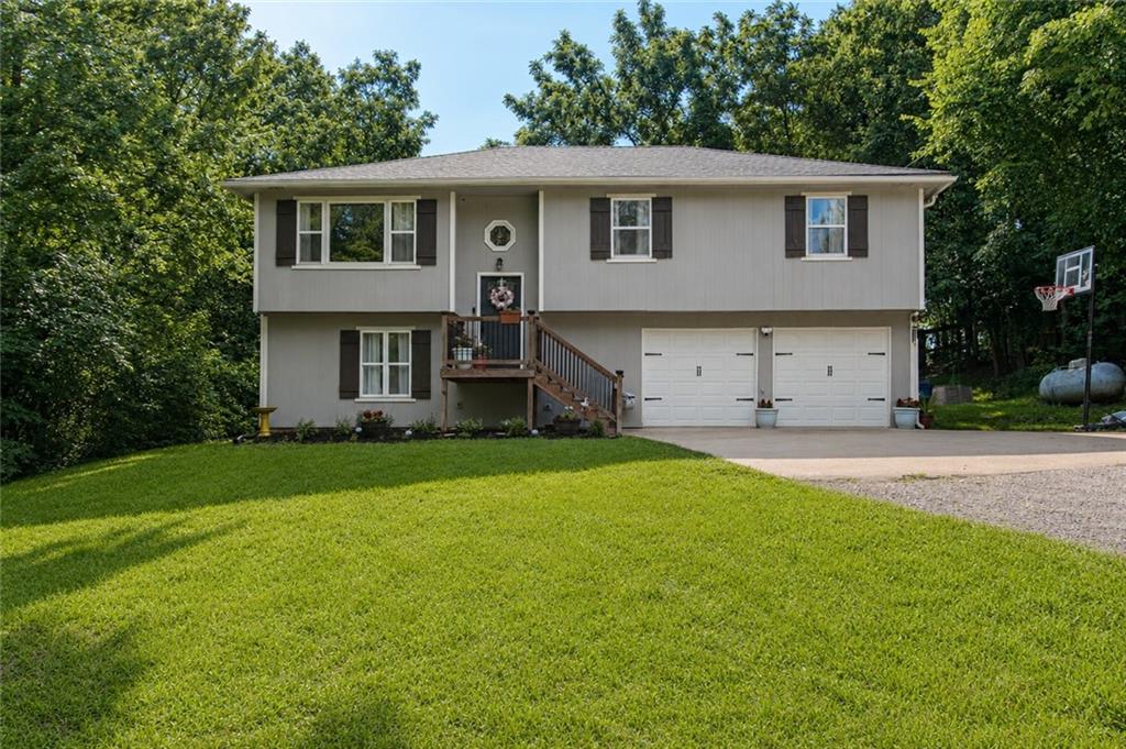 Listing Photo MLS #HMS2626108