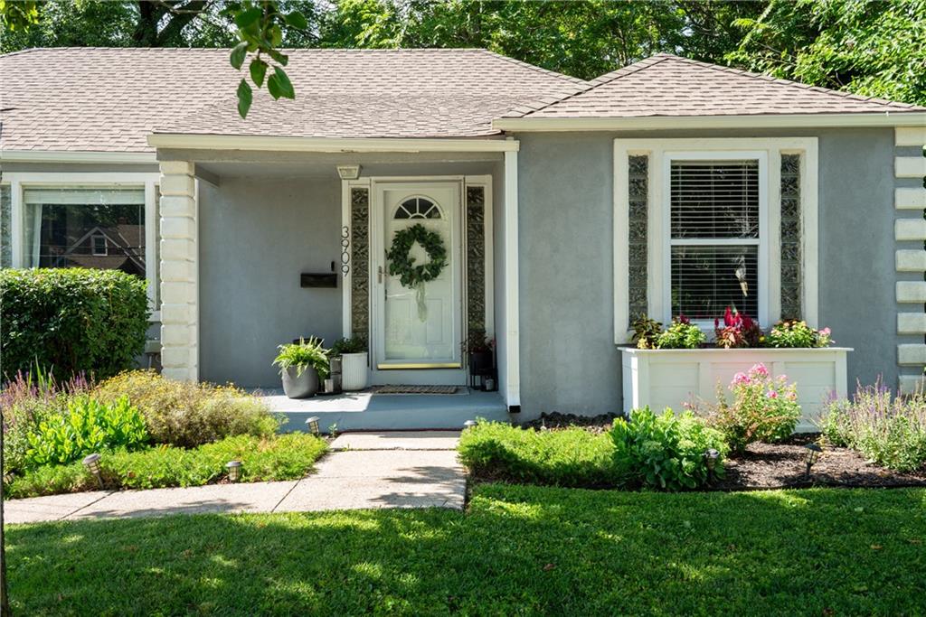 Listing Photo MLS #HMS2626137