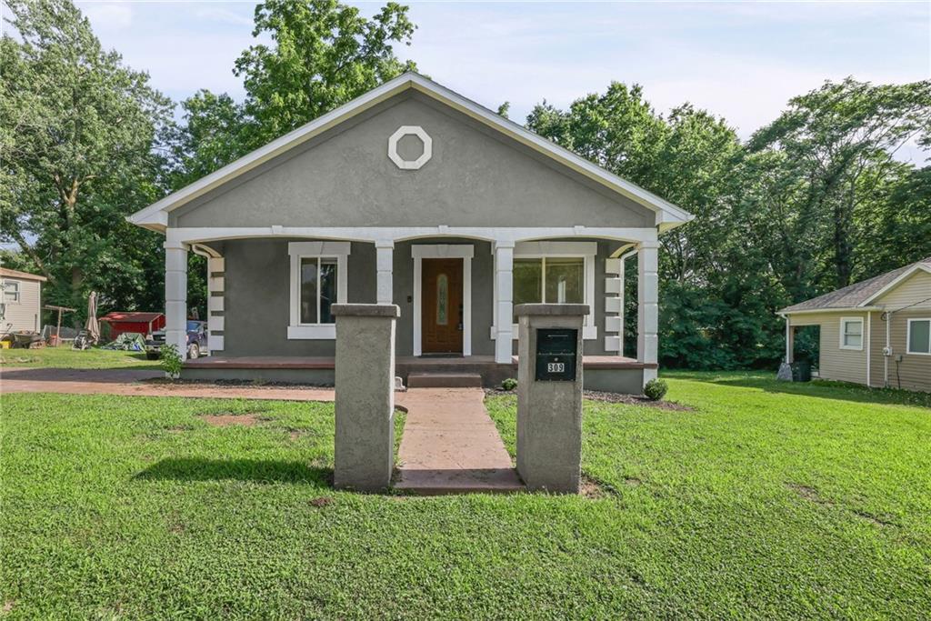 Listing Photo MLS #HMS2626143