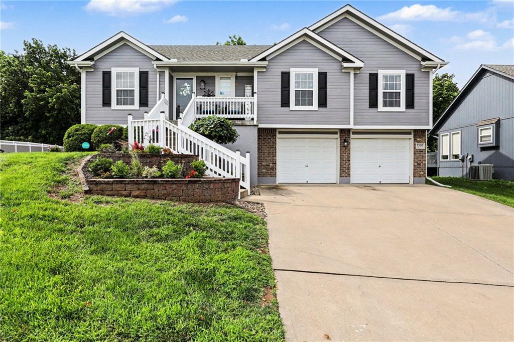 Listing Photo MLS #HMS2626149