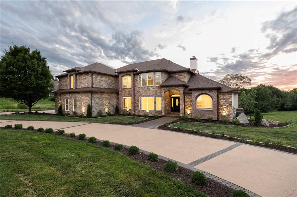 Listing Photo MLS #HMS2626174