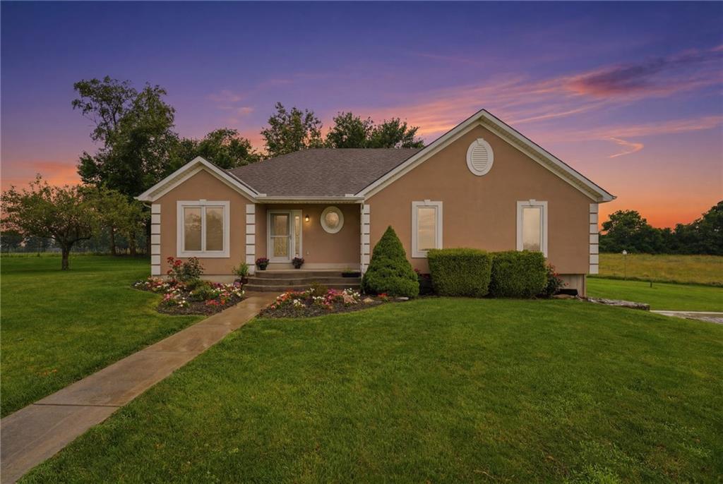Listing Photo MLS #HMS2626203