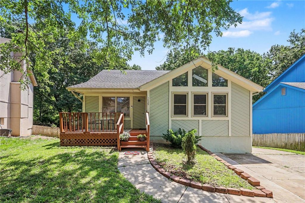Listing Photo MLS #HMS2626262
