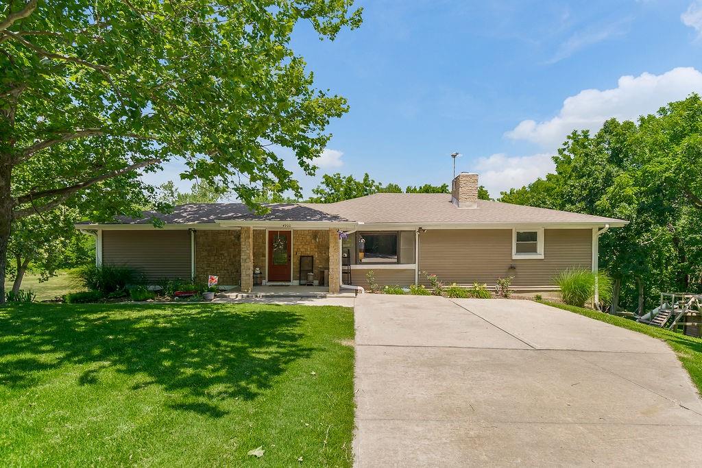 Listing Photo MLS #HMS2626276