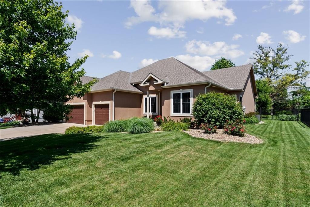 Listing Photo MLS #HMS2626281