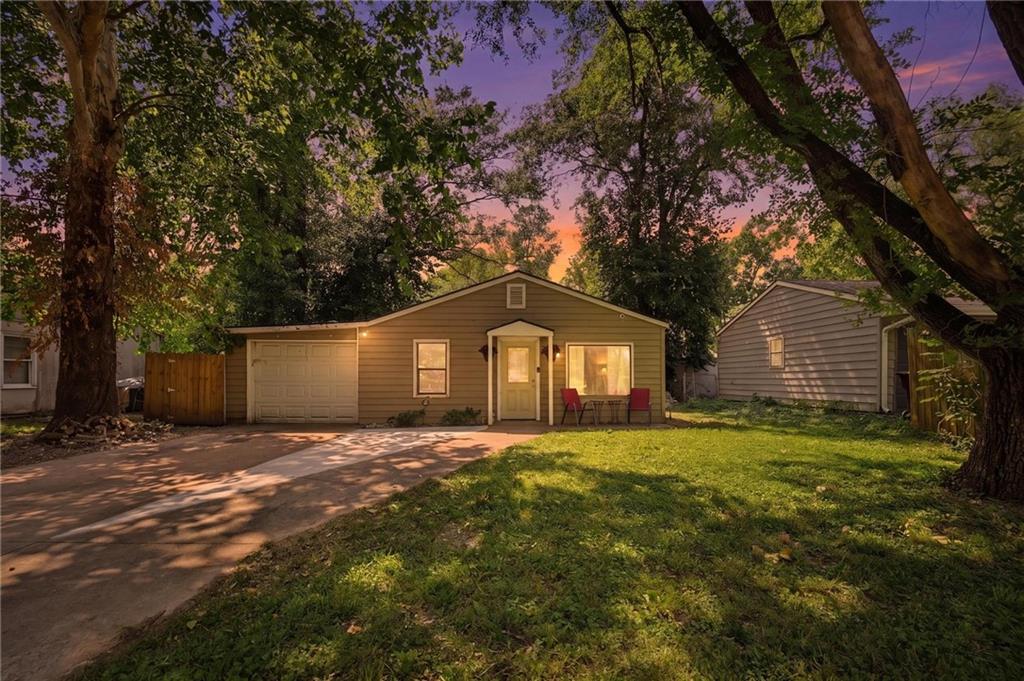 Listing Photo MLS #HMS2626294