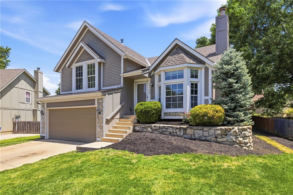 Listing Photo MLS #HMS2626300