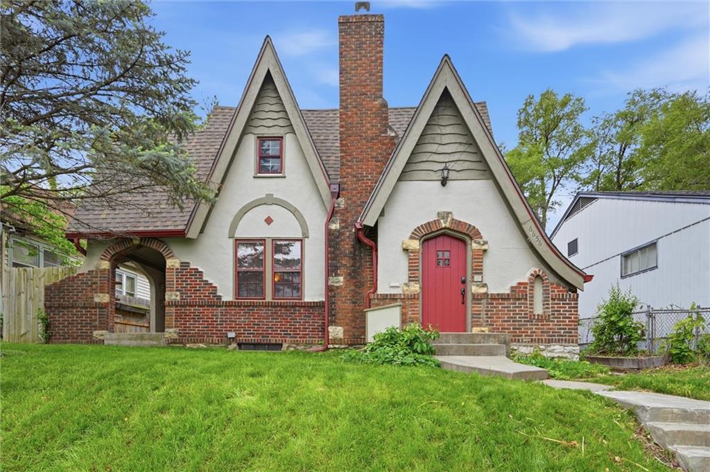 Listing Photo MLS #HMS2626308