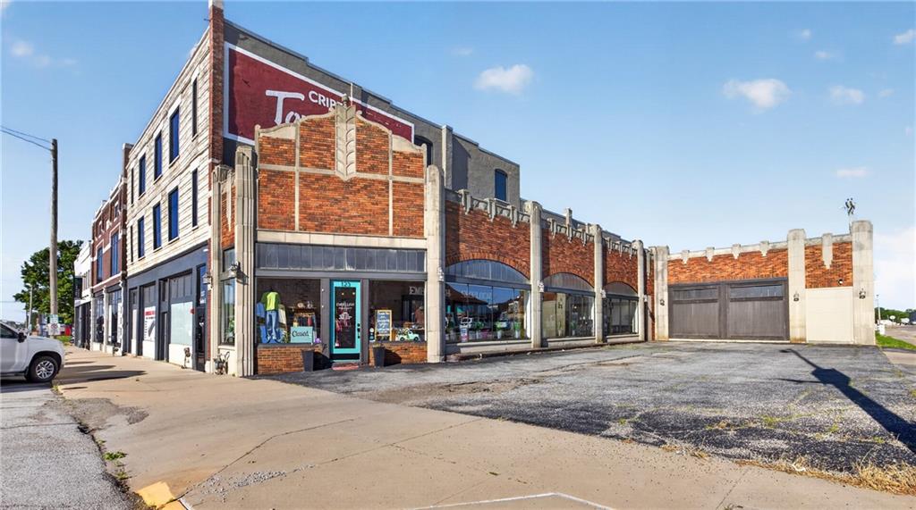 Listing Photo MLS #HMS2626329
