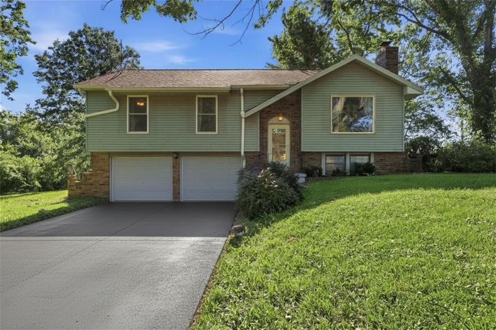 Listing Photo MLS #HMS2626361