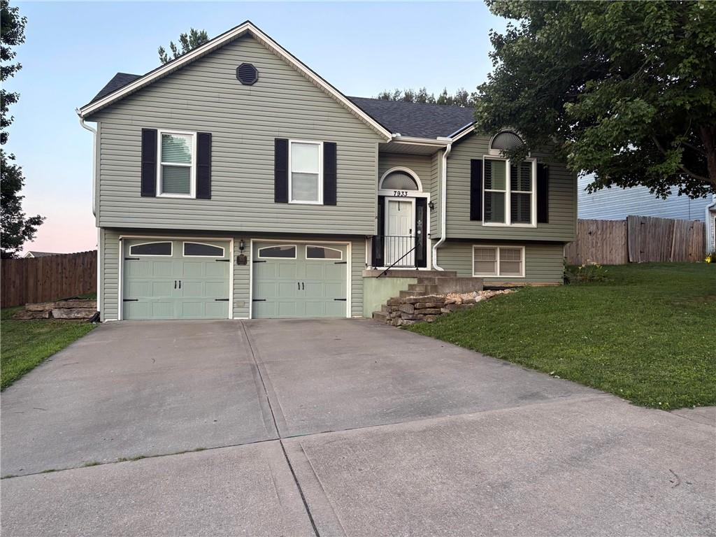 Listing Photo MLS #HMS2626363