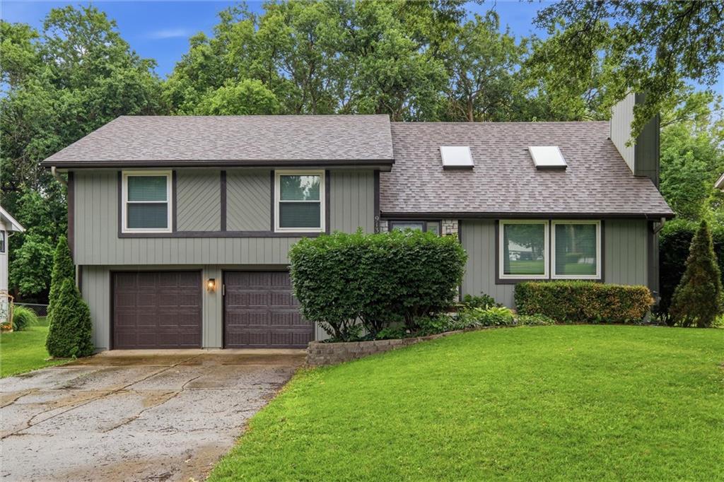 Listing Photo MLS #HMS2626383