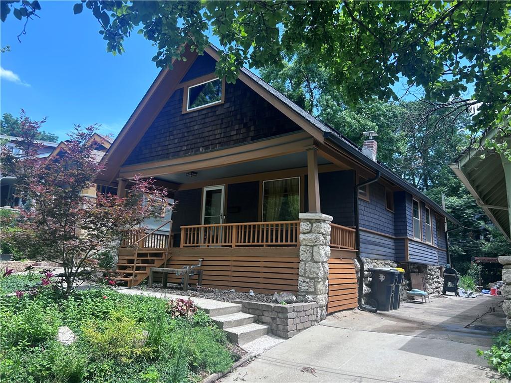 Listing Photo MLS #HMS2626420