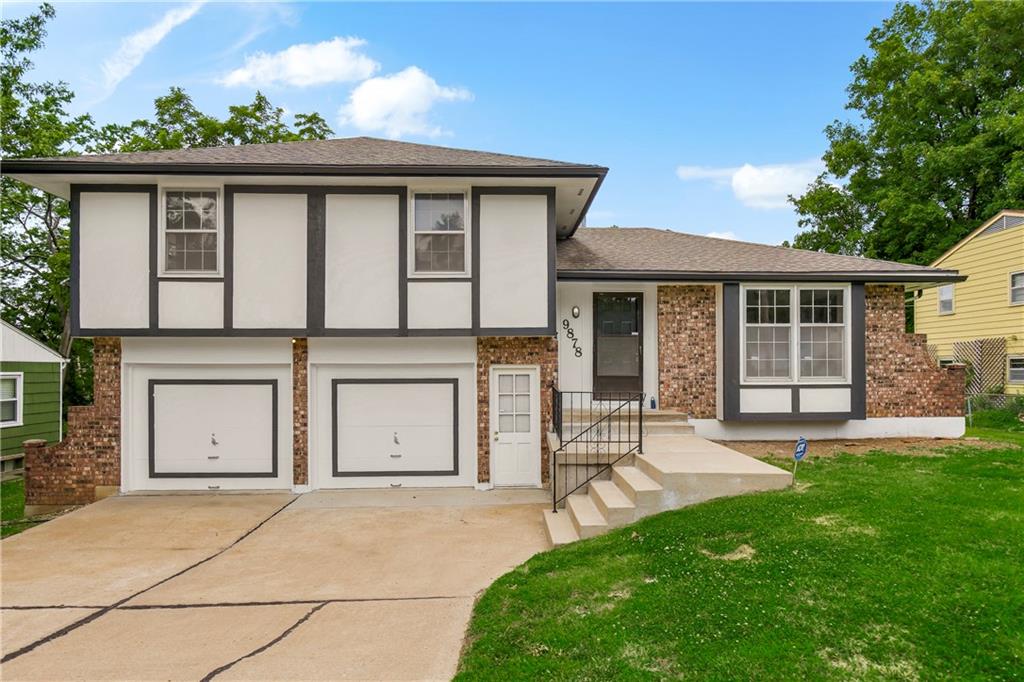 Listing Photo MLS #HMS2626503