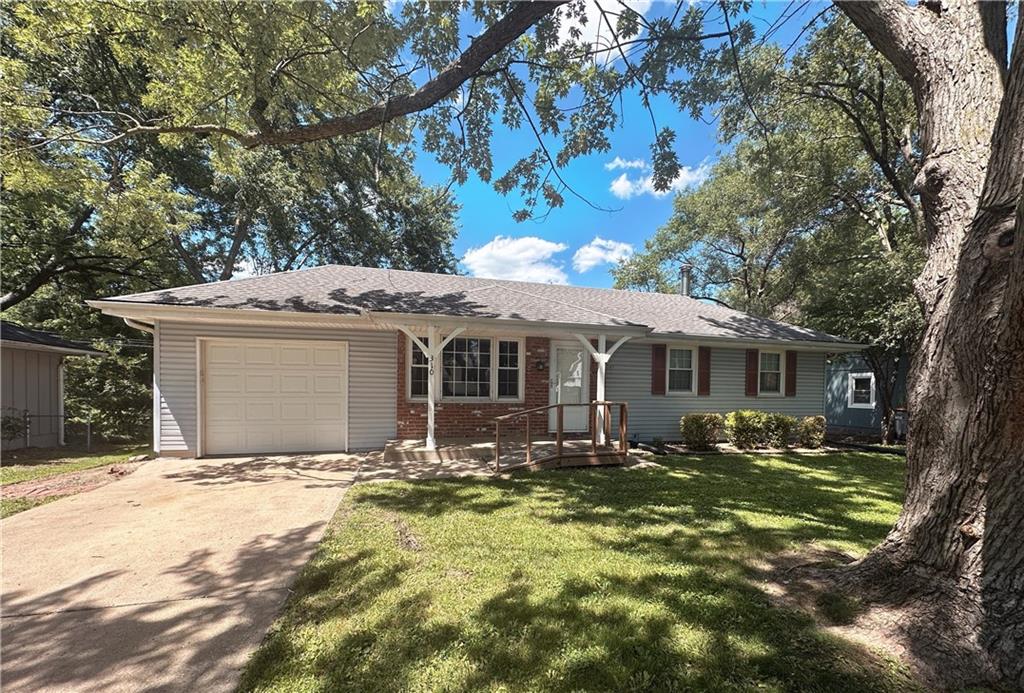 Listing Photo MLS #HMS2626512