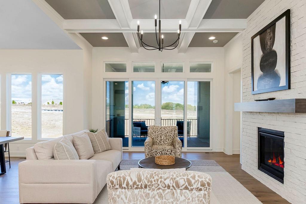 Listing Photo MLS #HMS2626563