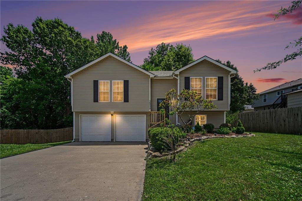 Listing Photo MLS #HMS2626630