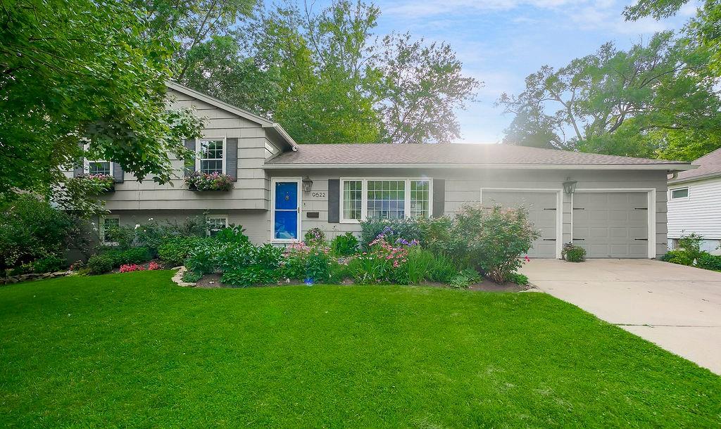 Listing Photo MLS #HMS2626634