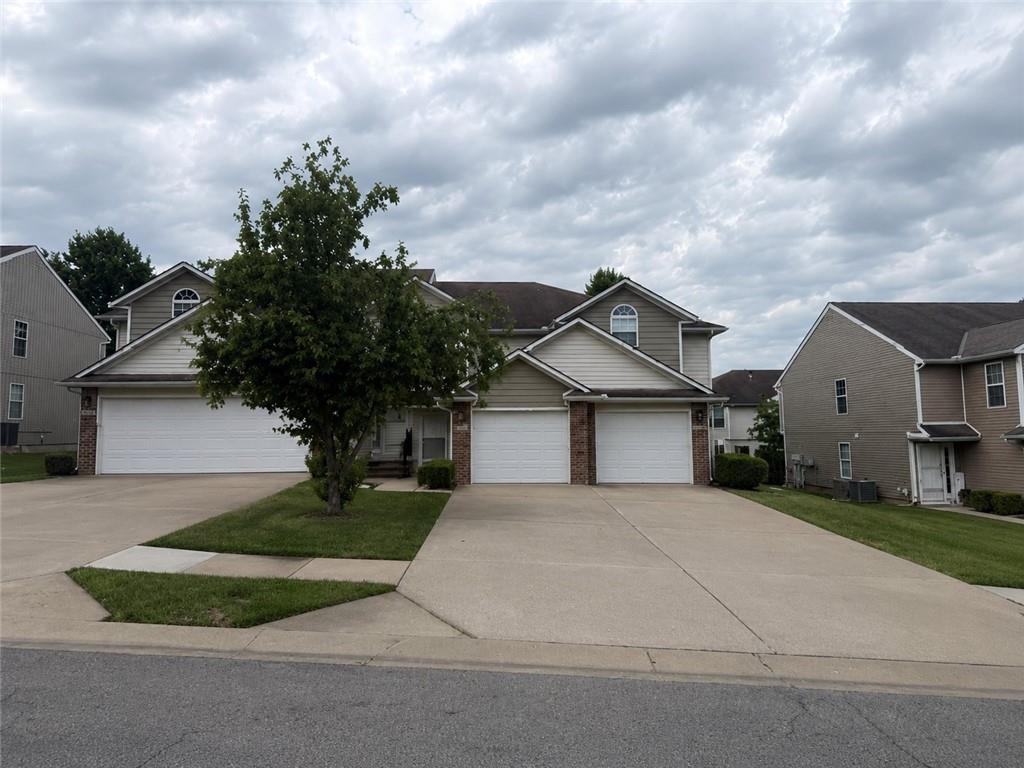 Listing Photo MLS #HMS2626712