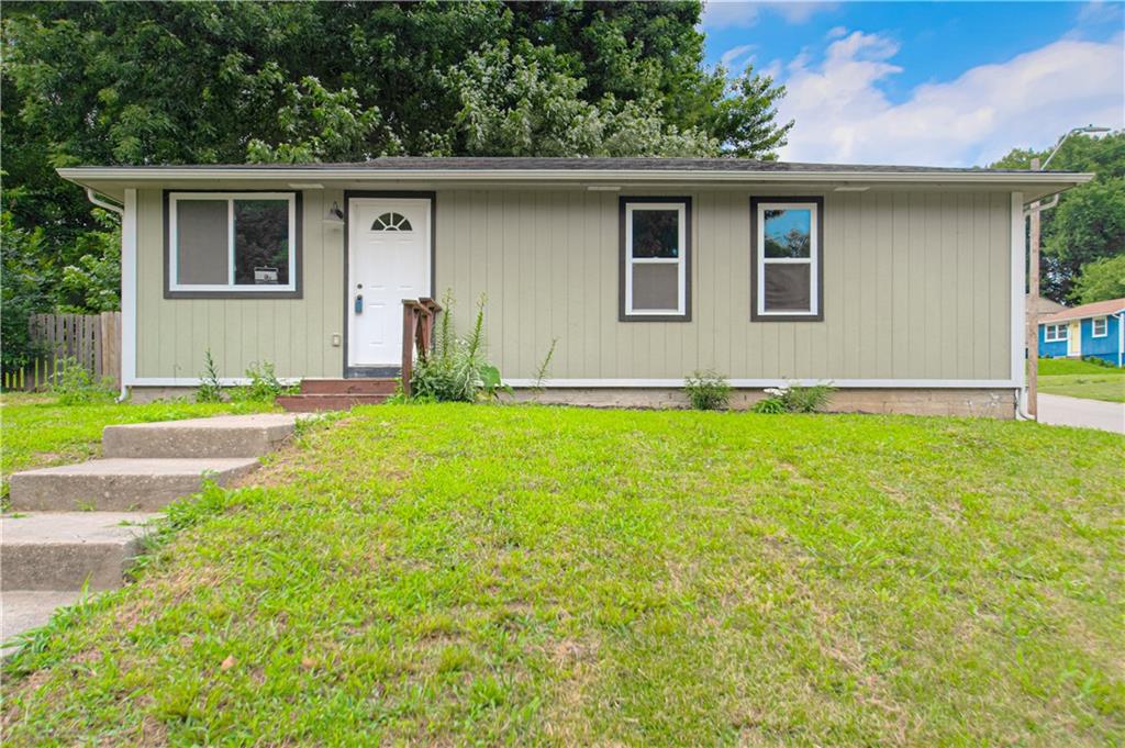 Listing Photo MLS #HMS2626849