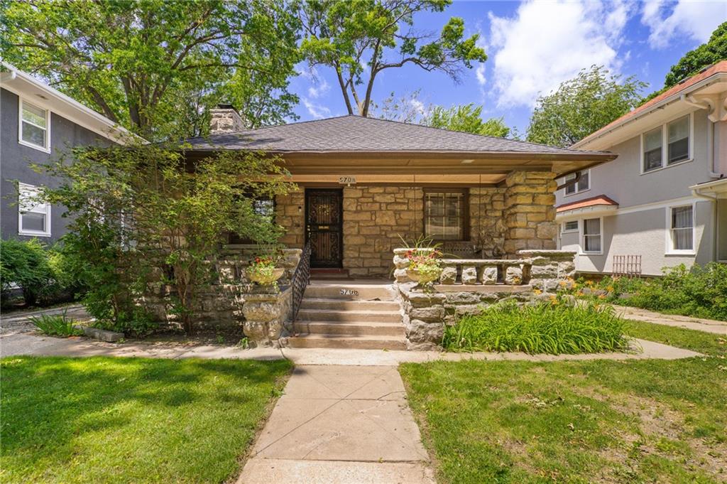 Listing Photo MLS #HMS2626915