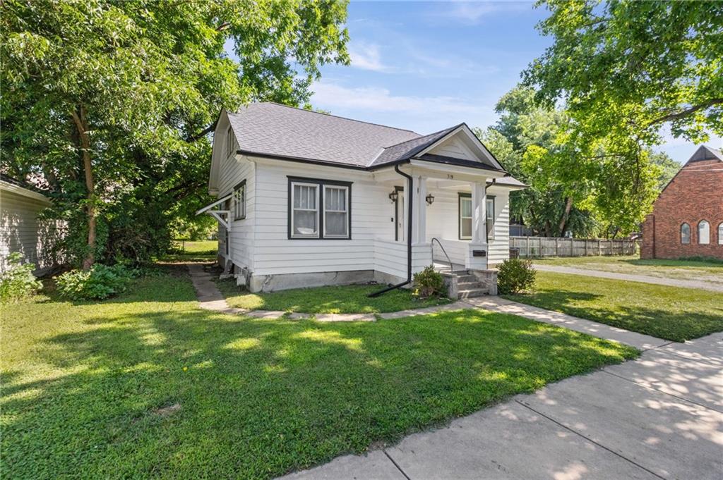 Listing Photo MLS #HMS2626919