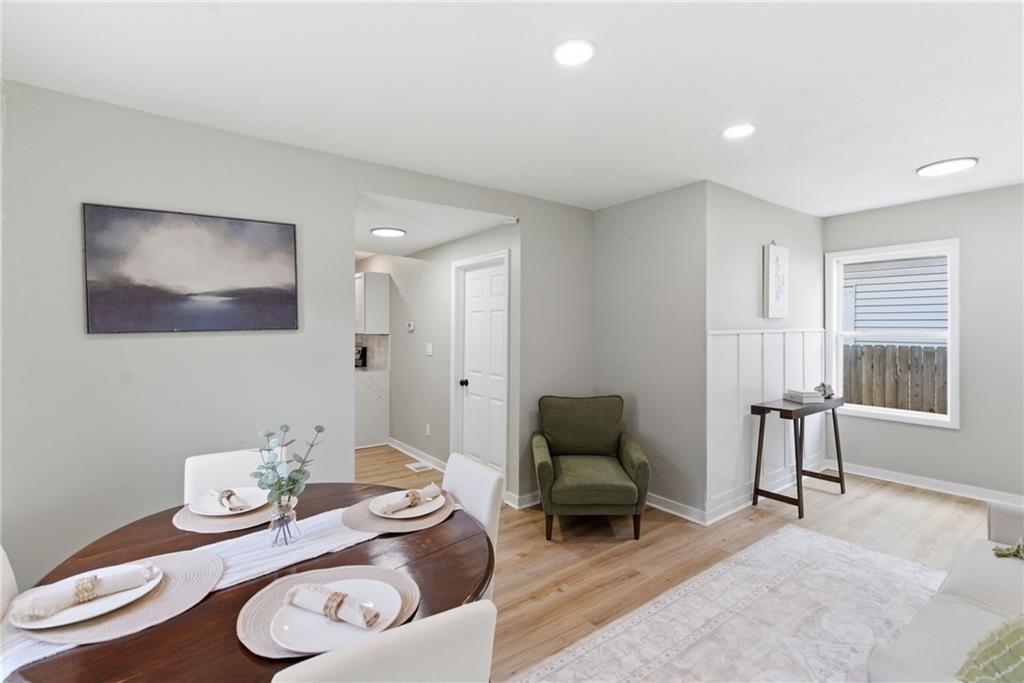 Listing Photo MLS #HMS2626937
