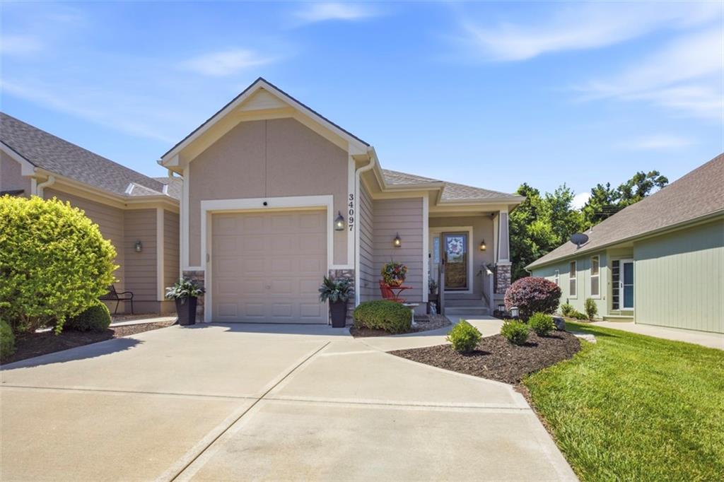 Listing Photo MLS #HMS2626976