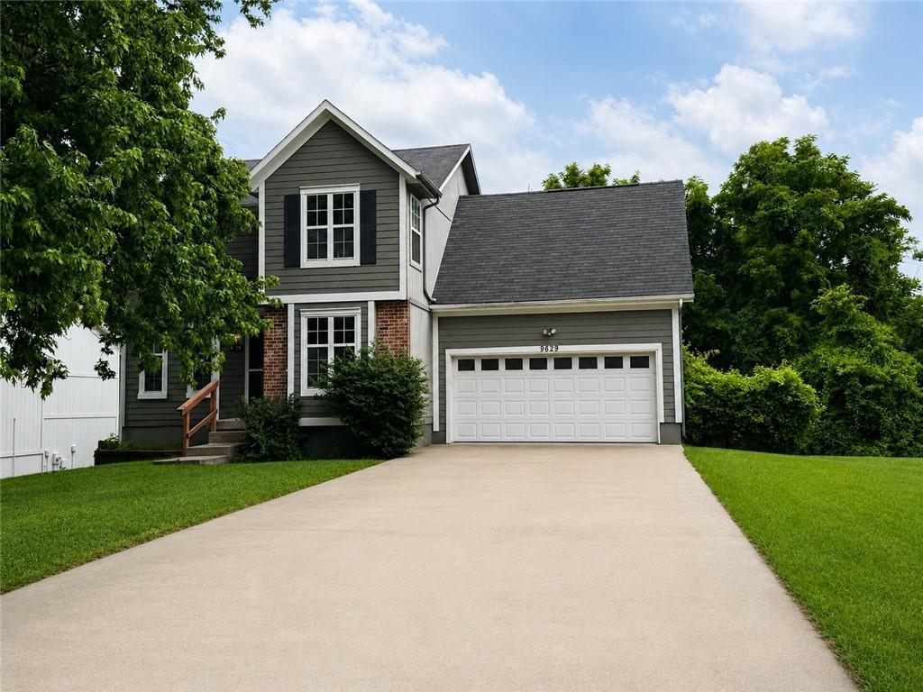 Listing Photo MLS #HMS2627048