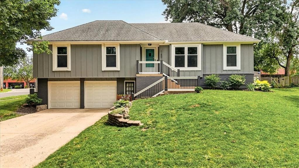 Listing Photo MLS #HMS2627058