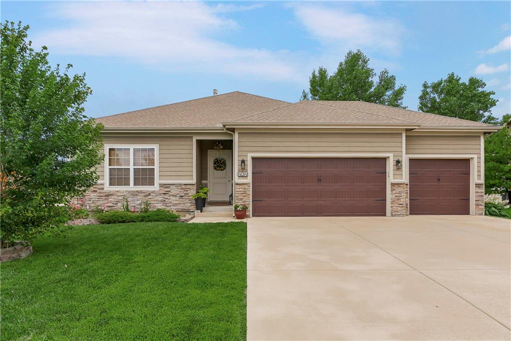 Listing Photo MLS #HMS2627105