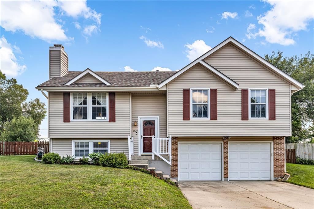 Listing Photo MLS #HMS2627113